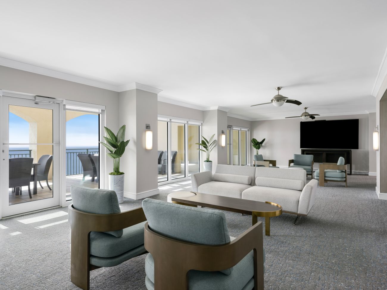 Overlook Lounge
